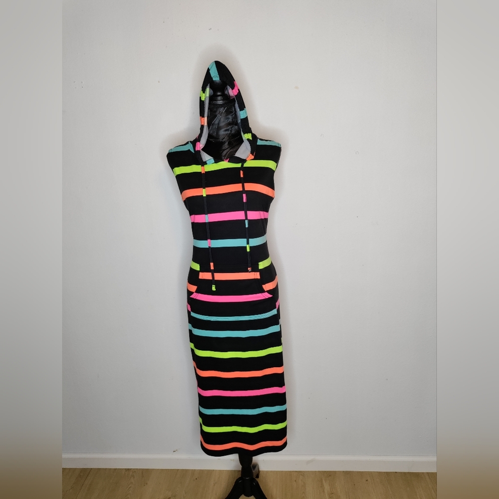 Bobbie Brooks Black and Pink Halter Dress Casual Sleeveless